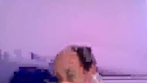 Snapshot of sparei7 chatting on 05-16-26, 06:43 Snaiky online show from 05-16-26, 06:43