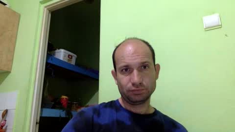 Snapshot of sparei7 chatting on 05-31-26, 07:59 Snaiky online show from 05-31-26, 07:59