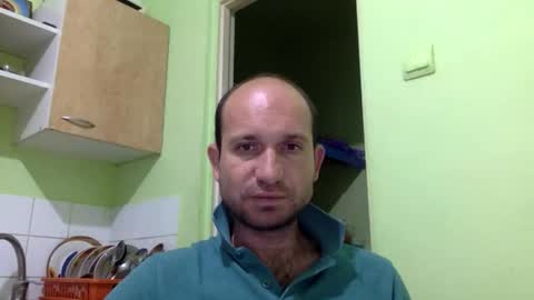 Snapshot of sparei7 chatting on 06-01-26, 09:16 Snaiky online show from 06-01-26, 09:16