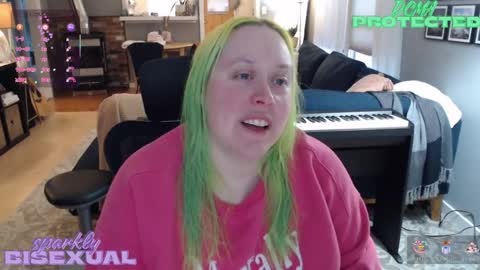 Snapshot of sparklybisexual chatting on 11-24-25, 10:53 sparklybisexual online show from 11-24-25, 10:53