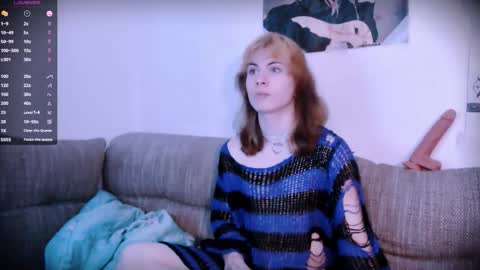 Snapshot of sparkyferret chatting on 10-19-25, 03:07 sparkyferret online show from 10-19-25, 03:07