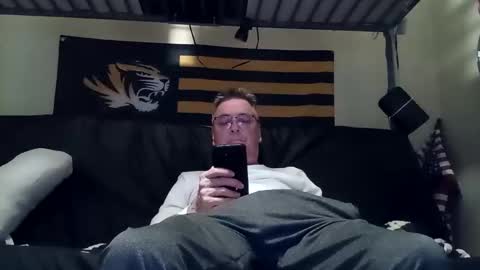 sparkyspeedway online show from 12-19-25, 03:57