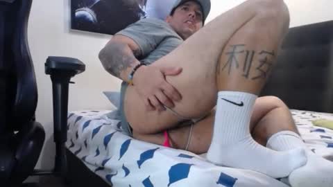     online show from 10-29-25, 06:04