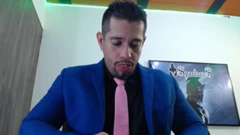     online show from 11-30-25, 05:55