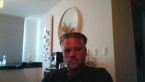 Snapshot of spectacularguy chatting on 04-21-26, 09:15 DutchDude online show from 04-21-26, 09:15
