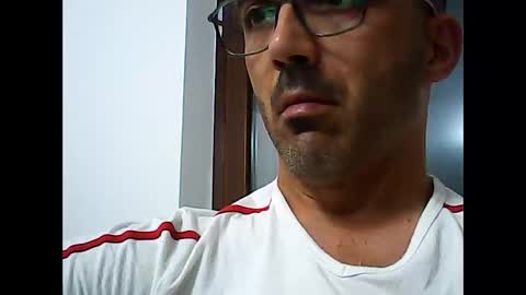 Snapshot of speed0800 chatting on 05-24-26, 01:10 Speed online show from 05-24-26, 01:10