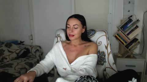 Carla online show from 09-26-25, 02:21