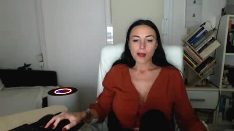 Carla online show from 10-16-25, 03:24