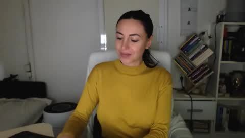 Carla online show from 10-28-25, 02:20