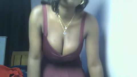 Snapshot of spicy_cherrie chatting on 05-11-26, 10:18 cherrie online show from 05-11-26, 10:18