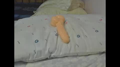Snapshot of spicy_cherrie chatting on 05-18-26, 02:45 cherrie online show from 05-18-26, 02:45