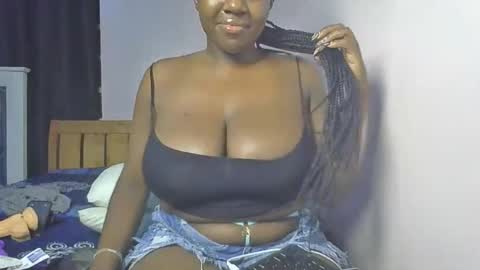 Snapshot of spicy_cherrie chatting on 05-22-26, 06:35 cherrie online show from 05-22-26, 06:35