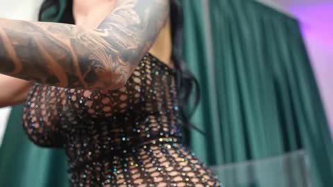 Snapshot of spicy_maple chatting on 11-06-25, 07:48 Spicy Maple online show from 11-06-25, 07:48