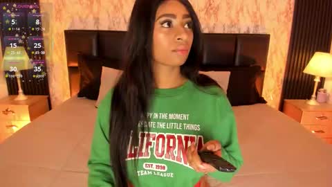 Amelia      GTM-5 817       IG Spicychoco am online show from 10-26-25, 12:22