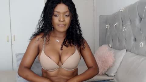 Im Angela  online show from 10-23-25, 04:45