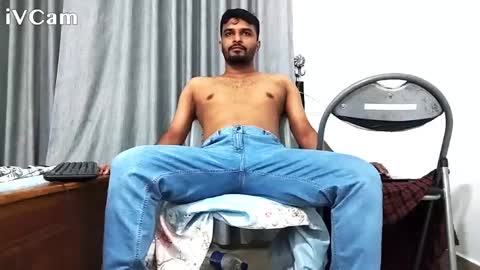 Snapshot of spicybuoy chatting on 01-01-25, 02:31 spicybuoy online show from 01-01-25, 02:31