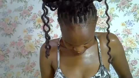 Snapshot of spicydiva69 chatting on 02-14-26, 04:59 Jasmine online show from 02-14-26, 04:59