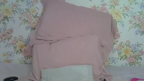 Snapshot of spicydiva69 chatting on 02-18-26, 07:10 Jasmine online show from 02-18-26, 07:10