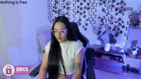 Snapshot of spicydollx_1 chatting on 05-17-26, 03:08 Geraldin online show from 05-17-26, 03:08