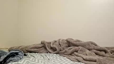 spicyhotmxlf online show from 04-15-26, 01:29