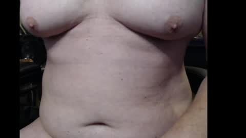 bri and mags fun room online show from 06-08-26, 05:13