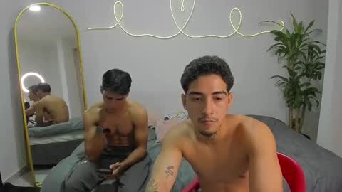 Snapshot of spider_master77 chatting on 12-04-25, 02:10 spider master online show from 12-04-25, 02:10