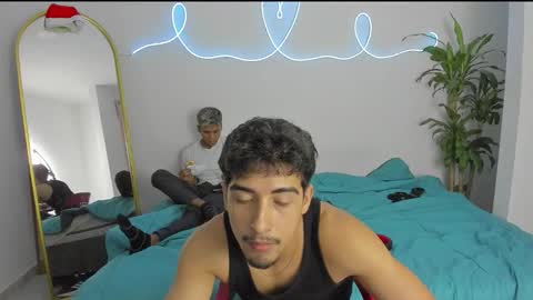 Snapshot of spider_master77 chatting on 12-18-25, 12:06 spider master online show from 12-18-25, 12:06