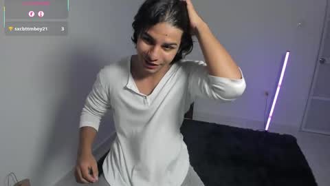 Snapshot of spideychill chatting on 11-05-25, 07:30 spideychill online show from 11-05-25, 07:30