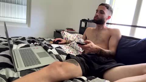 spifff_21 online show from 10-15-25, 05:02