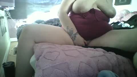 Snapshot of spinnerbitch chatting on 05-30-26, 08:50 Vanessa Spade online show from 05-30-26, 08:50