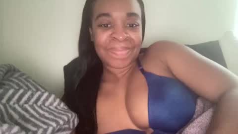 Snapshot of spinprincess_ chatting on 12-20-24, 01:22 Spinerina online show from 12-20-24, 01:22