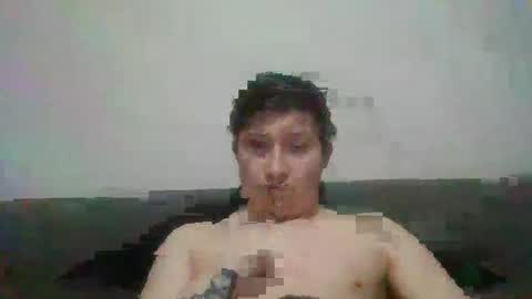 Snapshot of spkieeb28 chatting on 02-17-25, 11:53 Jameslux online show from 02-17-25, 11:53