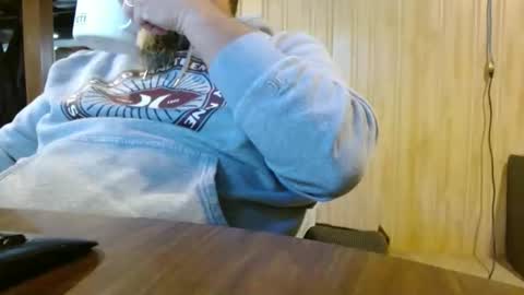 Snapshot of splash_w chatting on 05-11-26, 03:07 Splash Man online show from 05-11-26, 03:07