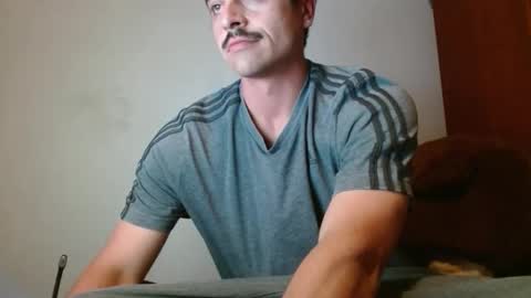 Snapshot of splater1234 chatting on 12-20-25, 10:00 splater1234 online show from 12-20-25, 10:00