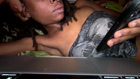 azuraxskinnypapi online show from 05-12-26, 06:43
