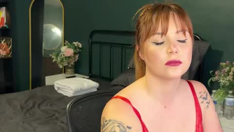 Snapshot of spoildkat chatting on 12-17-24, 04:00 Blaze online show from 12-17-24, 04:00