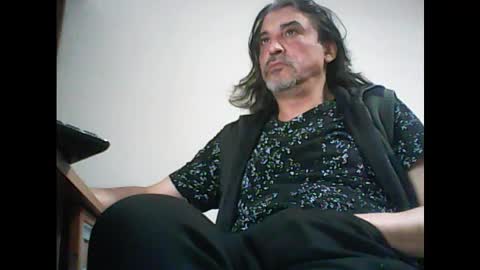 Snapshot of spoiled48 chatting on 01-19-25, 03:42 Spoiled online show from 01-19-25, 03:42