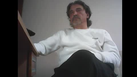 Snapshot of spoiled48 chatting on 11-29-25, 12:30 Spoiled online show from 11-29-25, 12:30