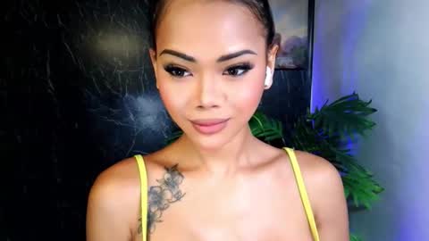 CALL ME RAINE online show from 10-23-25, 01:38