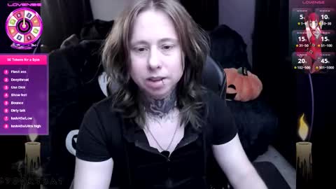 Snapshot of spookbats chatting on 11-17-25, 11:32 Shio online show from 11-17-25, 11:32