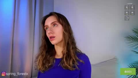 Lilly  online Monday - Friday ask time in pm online show from 11-10-25, 06:07