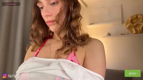 Lilly  online Monday - Friday ask time in pm online show from 02-02-26, 12:48