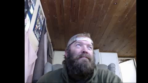 Snapshot of squegly chatting on 12-18-24, 09:14 Bryan online show from 12-18-24, 09:14