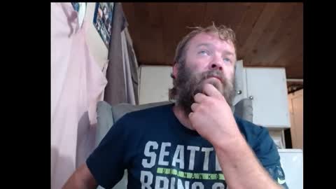 Snapshot of squegly chatting on 09-19-25, 11:00 Bryan online show from 09-19-25, 11:00