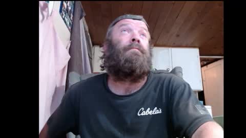 Snapshot of squegly chatting on 10-12-25, 01:54 Bryan online show from 10-12-25, 01:54