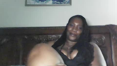 Snapshot of squiiirtarina chatting on 08-06-26, 03:30 Sable Grace online show from 08-06-26, 03:30
