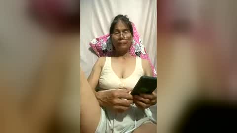 Snapshot of squirt0120 chatting on 06-14-26, 02:30 squirt0120 online show from 06-14-26, 02:30