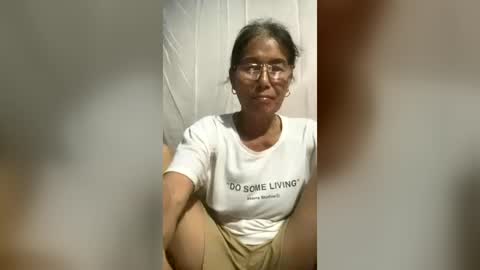 Snapshot of squirt0120 chatting on 06-27-26, 01:28 squirt0120 online show from 06-27-26, 01:28