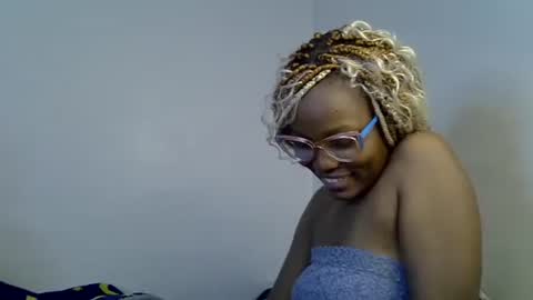 Tashy online show from 10-28-25, 08:22