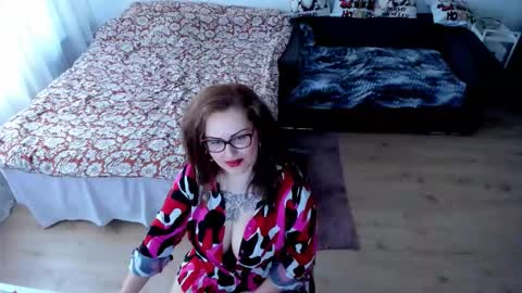 Kim online show from 12-21-25, 10:00